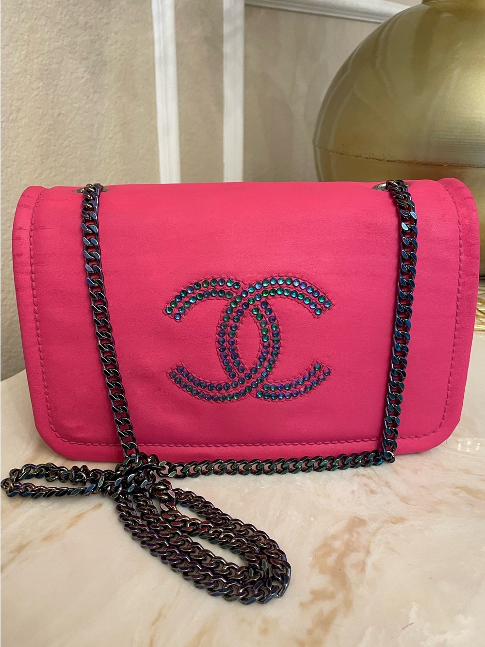 ❗️Chanel CUSTOM REPAIRED WOC pink crossbody crystal CC painted damaged❗️